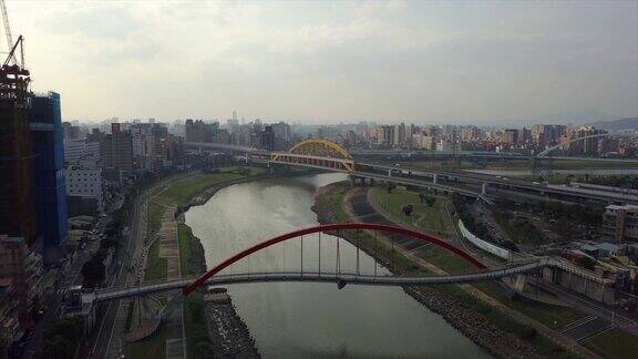 台湾白天台北市市景名江大桥航拍4k全景图