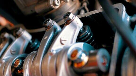 摩托车发动机的气门和气门机构凸轮轴摩托车发动机