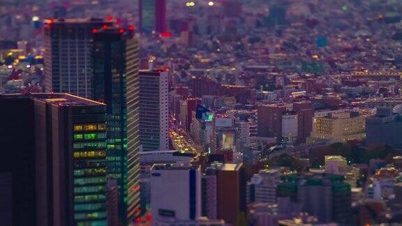 东京高角度倾斜的微型城市景观日落时间推移