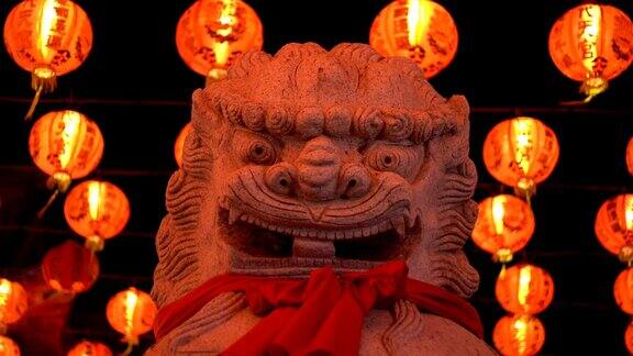 中国传统的狮子看门人