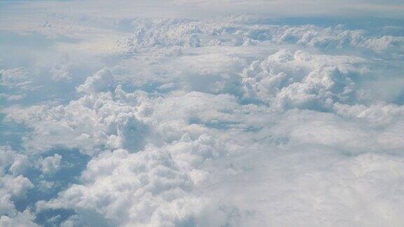 在云层上的4K空中拍摄