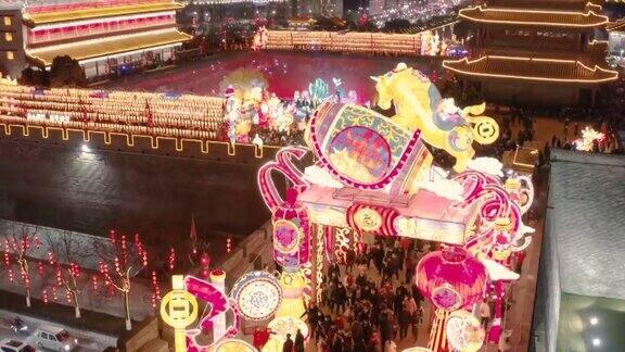 鸟瞰图古城墙南门庆祝中国春节西安陕西中国