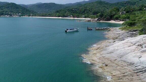 泰国美丽的自然景观海滩海洋和丛林无人机视频4k