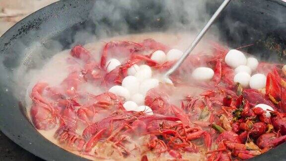 烹饪中式小龙虾