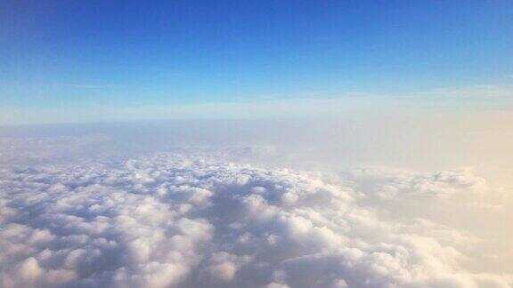 云层之上-飞行4k