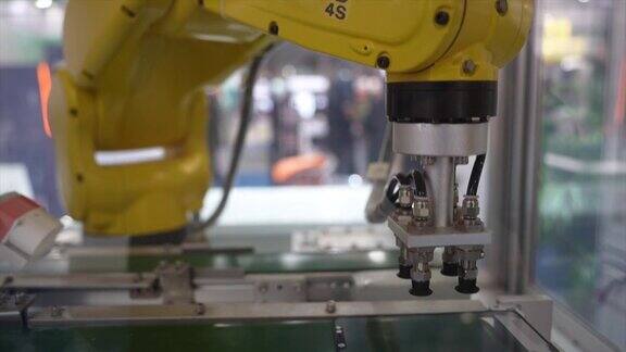 自动工业机器人机器人工作工业4.0和技术概念
