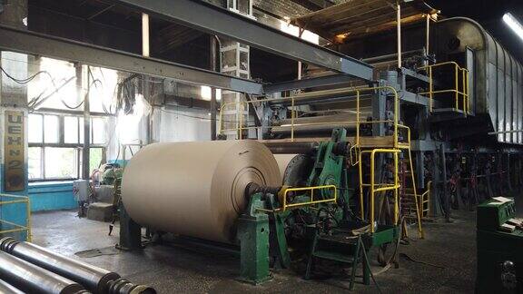 造纸厂生产包装和电气工程用技术用纸时造纸机的输送带