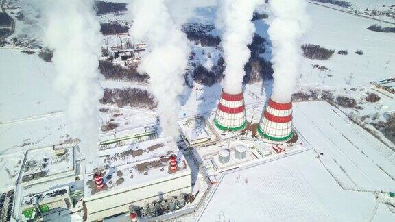 冬季的热电厂鸟瞰图环境污染
