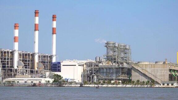 泰国曼谷湄南河上的发电厂