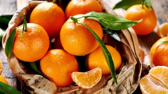 柑橘类水果如小柑橘、柑橘或柑橘