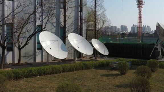 天线无线电和电视台接收卫星信号的天线