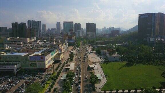 晴天珠海市景著名商场交通道路航拍全景4k中国