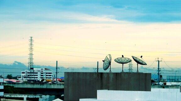 4K延时:曼谷屋顶上的卫星天线