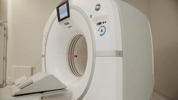 带断层扫描的病房现代医学技术