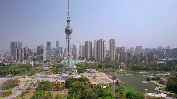 中国广东省佛山市市区的无人机航拍画面