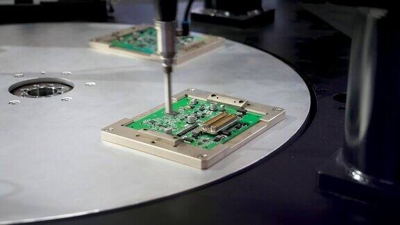 智能工业制造计算机的自动机器人钻床机床