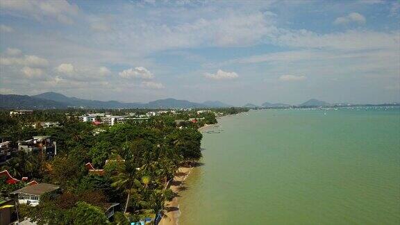 白天普吉岛空中海岸线全景4k泰国