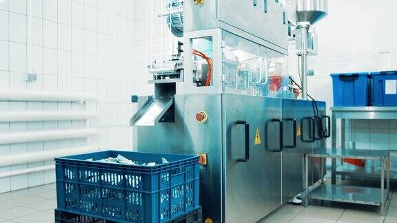 4K吸塑包装机片剂吸塑包装机用于补充药品生产