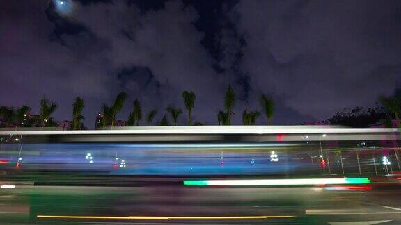 夜景时间照亮了珠海城市交通道路全景4k时间流逝中国