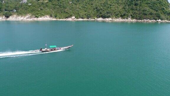 汽艇在海上航行美丽自然景观泰国无人机视频4k