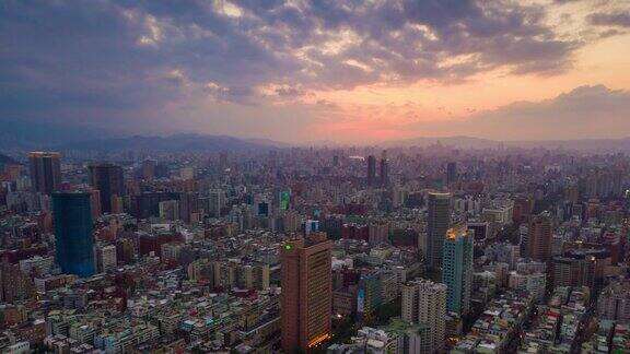 日落天空台北城市景观航空全景4k时间间隔台湾
