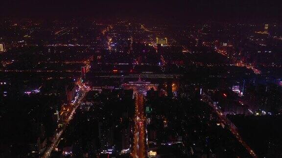 长沙市景夜景照明市区繁忙交通街道滨江湾航拍全景4k中国