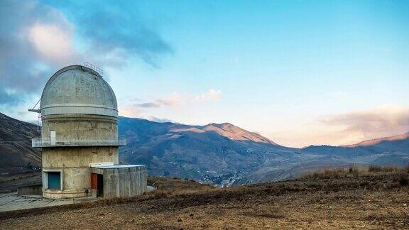 天文和天体物理天文台的时间间隔或“ObservatorioAstronómicoNacionaldeLlanodelHato”梅里达委内瑞拉