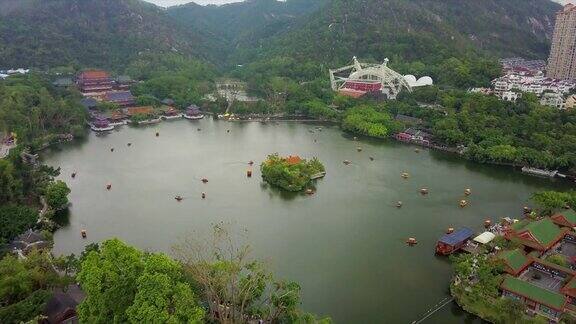 多雨天气珠海著名新暖明公园湖泊航拍全景4k中国