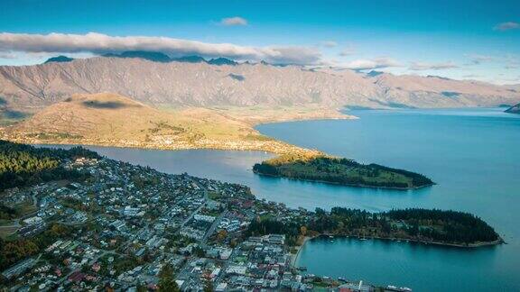 新西兰南岛的皇后镇和箭镇的全景自然景观