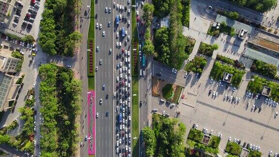 航拍济南经十路道路交通