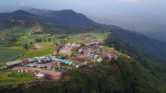 航拍山区乡村风光