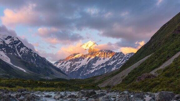 新西兰库克山云景