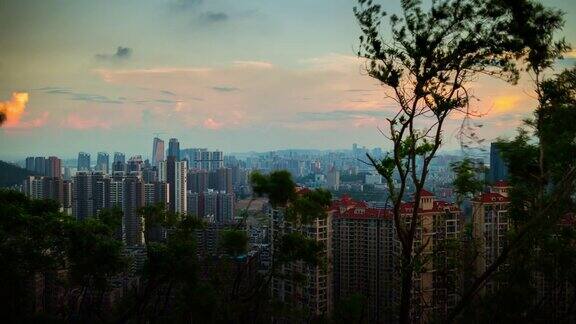 中国日落天空珠海著名山公园山顶城市景观全景4k时间