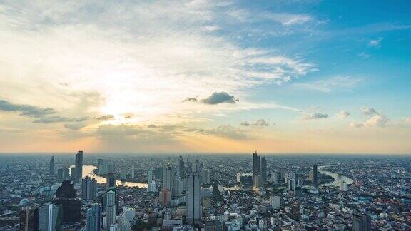 曼谷的城市景观与美丽的曲线的河流泰国时间流逝视频