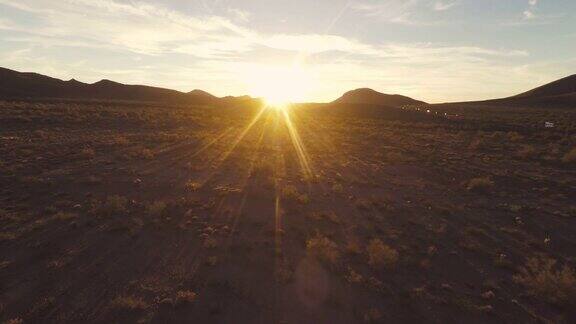 亚利桑那沙漠日落天线
