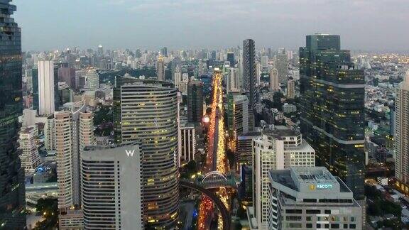 4k分辨率曼谷城市景观ariel在日落的观点