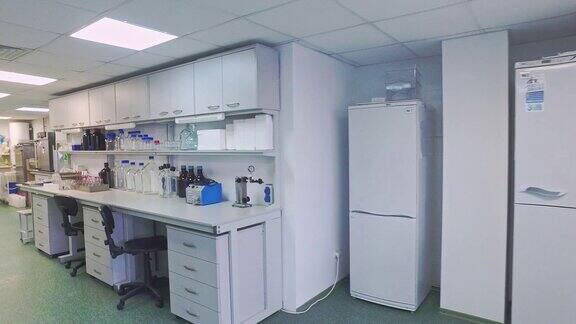 制药实验室房间空药房实验室的稳定镜头