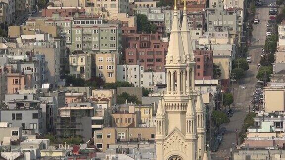 旧金山建筑在俄罗斯山与教堂