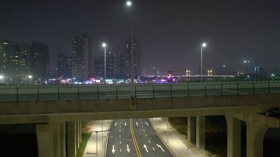 夜晚灯火通明珠海市江滨湾交通街道航拍4k中国全景图