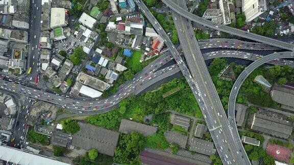 鸟瞰图曼谷与公路运输