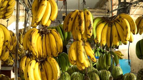 水果市场的香蕉