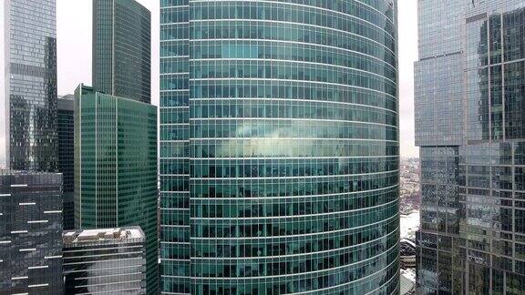 航拍莫斯科国际商务中心的摩天大楼