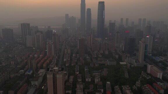 日落黄昏长沙市景交通街道航拍全景4k中国