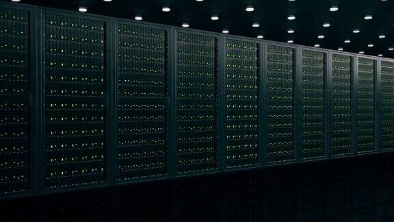 数字信息通过光缆通过网络和数据服务器在数据中心服务器室玻璃板后传输高速数字线路