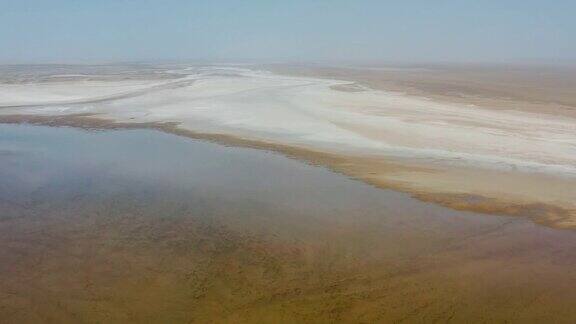 新疆盐湖景区乌鲁木齐ThebeautifulsceneryofXinjianginChina