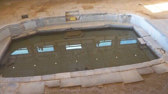中国西安唐华清宫杨贵妃的历史文物浴池