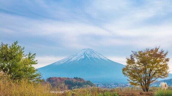 4K延时:富士山移动云