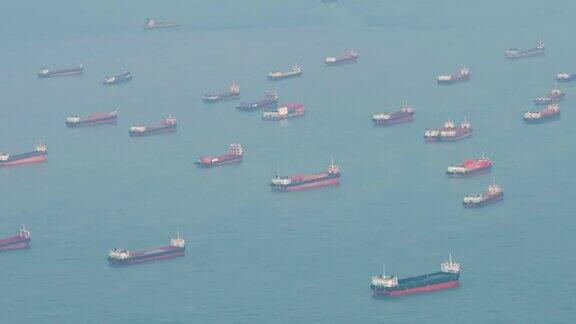 4K延时:香港市内的货船运输