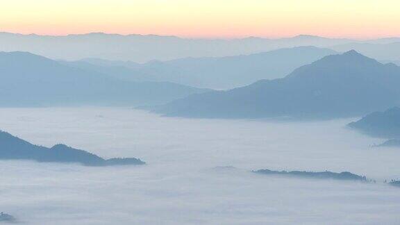 山岳自然定时云雾运动