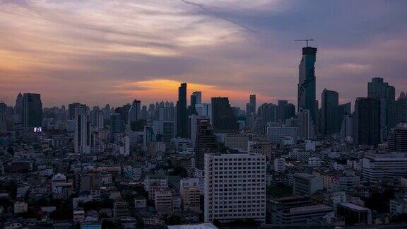 时间流逝的曼谷城市在日出